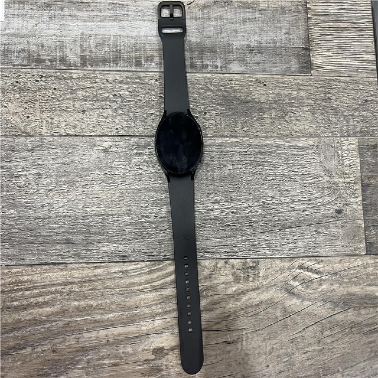 AS-IS Samsung Galaxy Watch4 44mm Smart Watch, Bluetooth, Black SM-R870