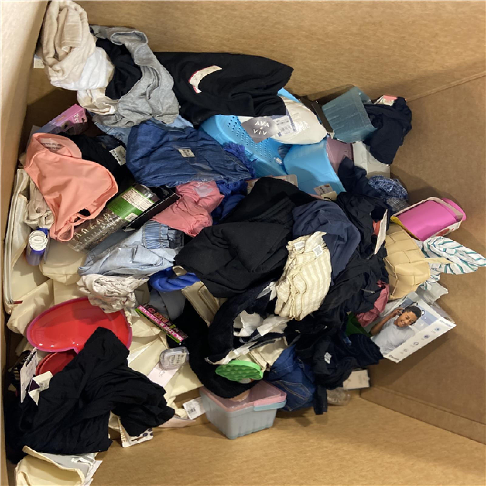DALLAS LOCATION - BULLSEYE CLOTHING, HOME GOODS PALLET