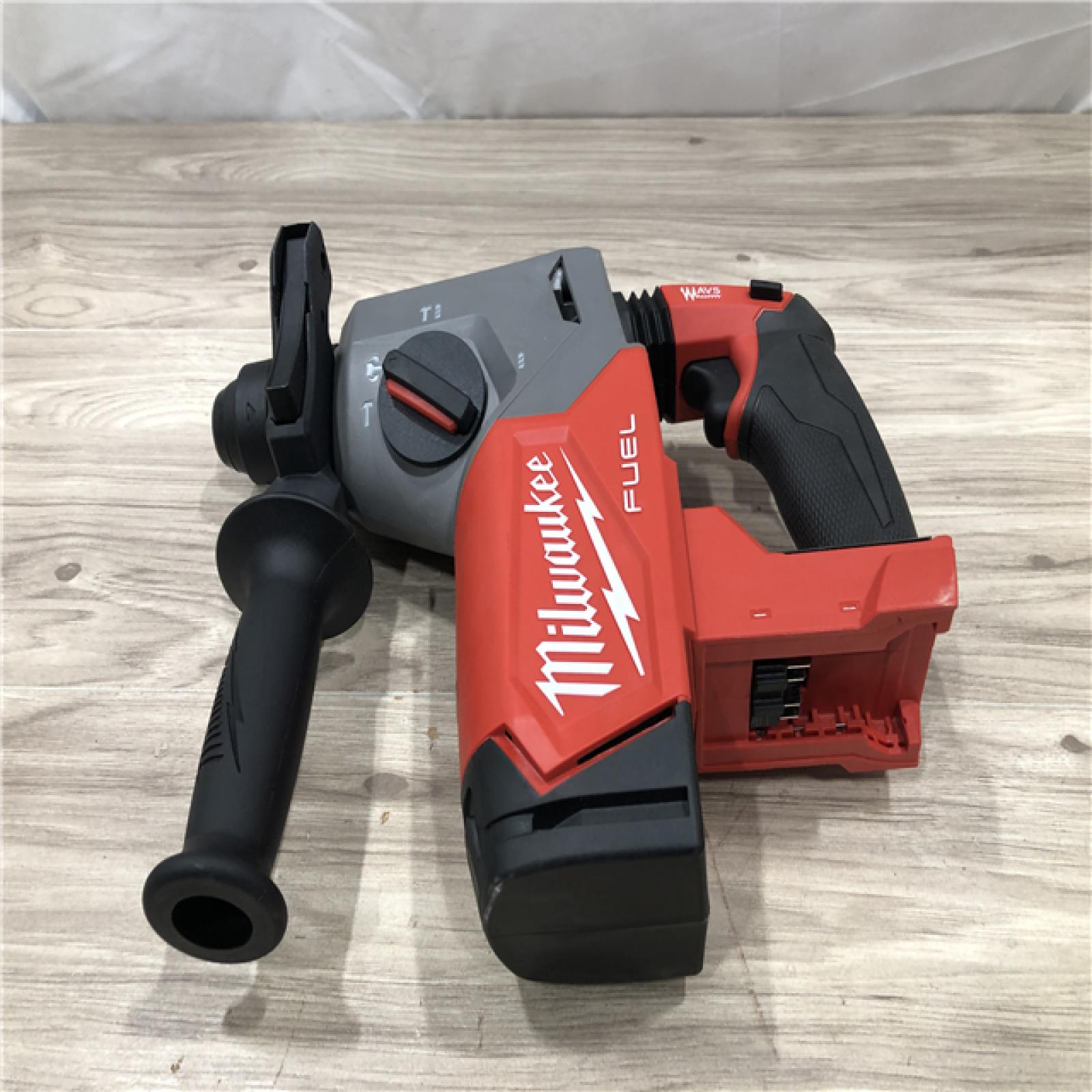 AS-IS Milwaukee M18 FUEL 18V Lithium-Ion Cordless 1 in. SDS-Plus Rotary Hammer (Tool-Only)