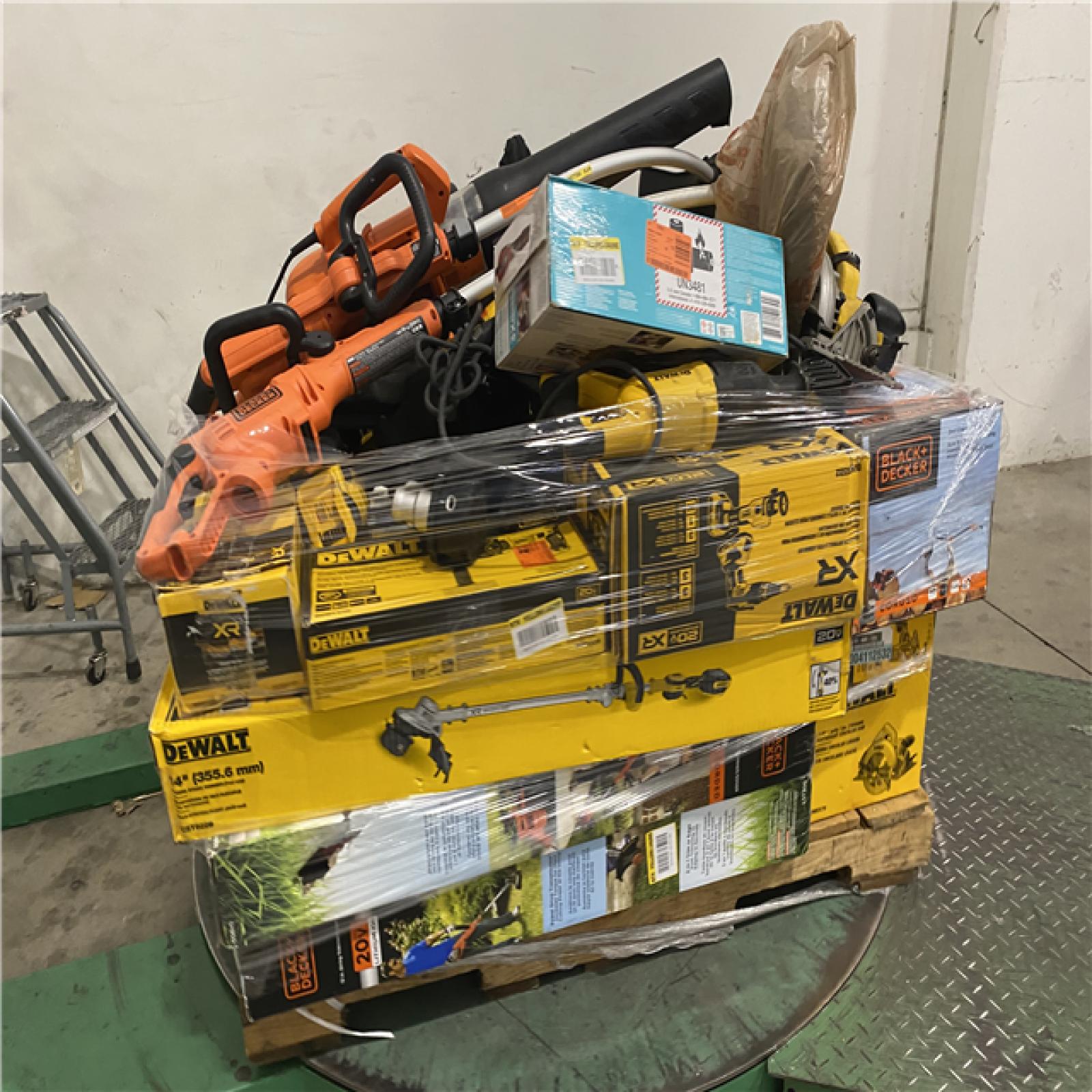 Dallas Location - As-Is Tool Pallet