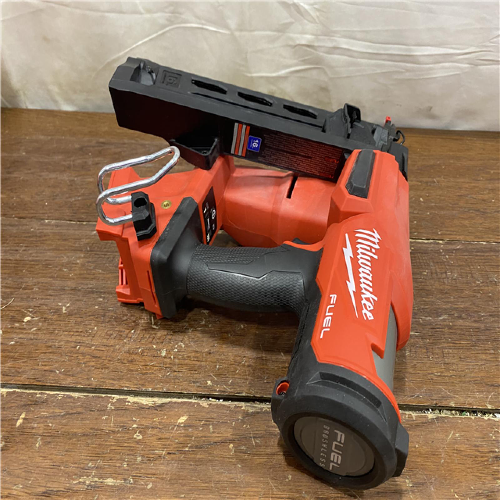 AS-IS Milwaukee 2841-20 18V Cordless Gen II 16 Gauge Angled Finish Nailer (Tool Only)