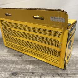 NEW - DEWALT 20V MAX Lithium-Ion Battery Kit with 5.0Ah and 2.0Ah Battery and Charger