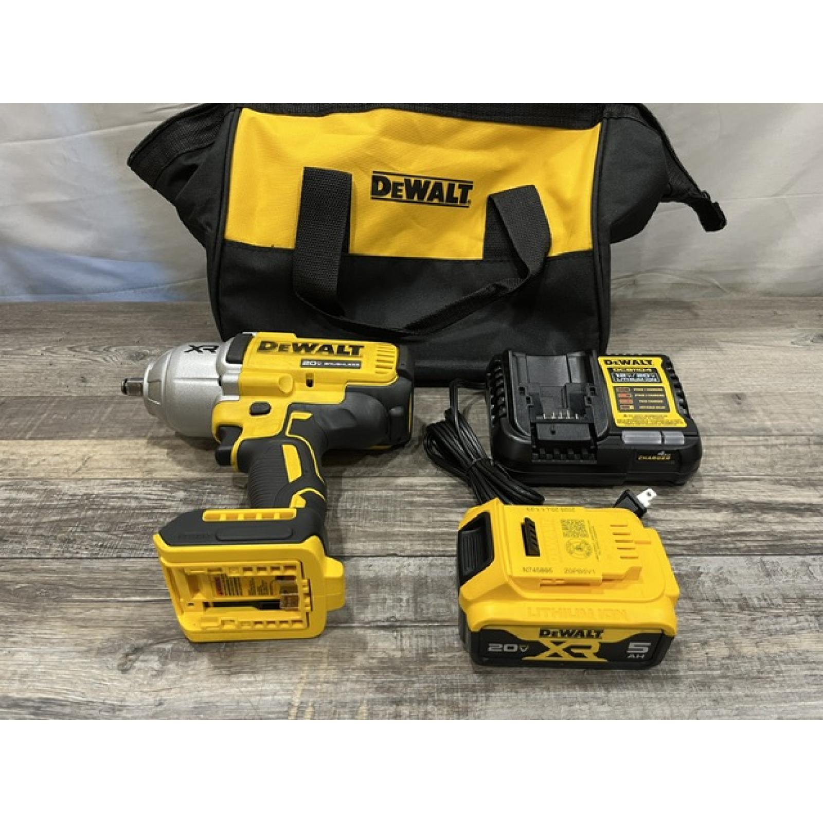 AS-IS DEWALT 20V MAX Lithium-Ion Cordless 1/2 in. Impact Wrench Kit