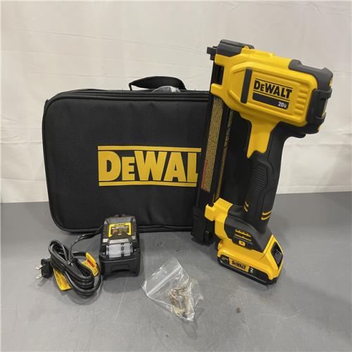 AS-IS - Dewalt 20-Volt MAX Cordless Cable Stapler Kit
