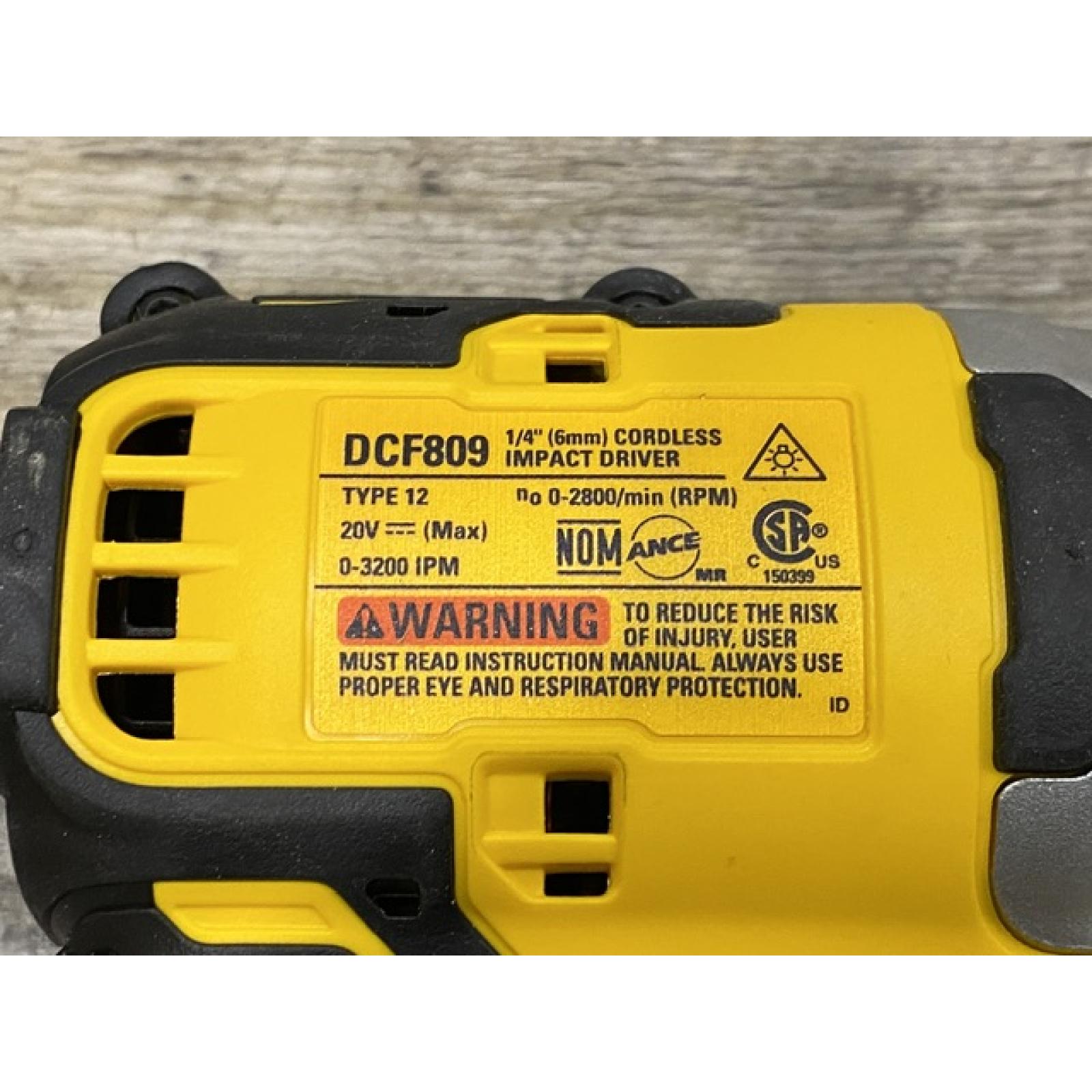 AS-IS DEWALT Atomic 20V Max Lithium-Ion Brushless Cordless Compact 1/4 in. Impact Driver Kit
