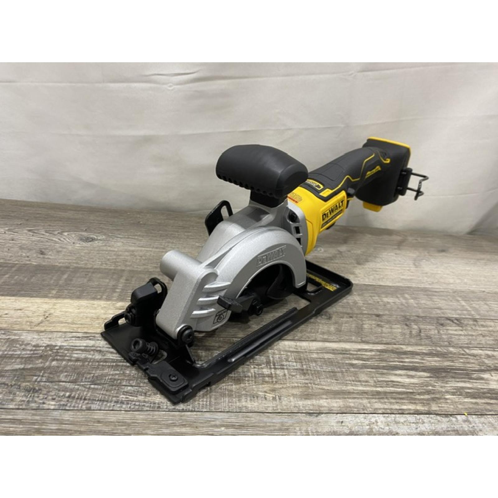 AS-IS DEWALT ATOMIC 20V MAX Cordless Brushless 4-1/2 in. Circular Saw (Tool Only)