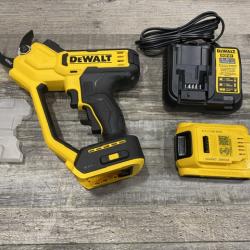 AS-IS DEWALT 20V MAX Cordless Battery Powered Pruner Kit