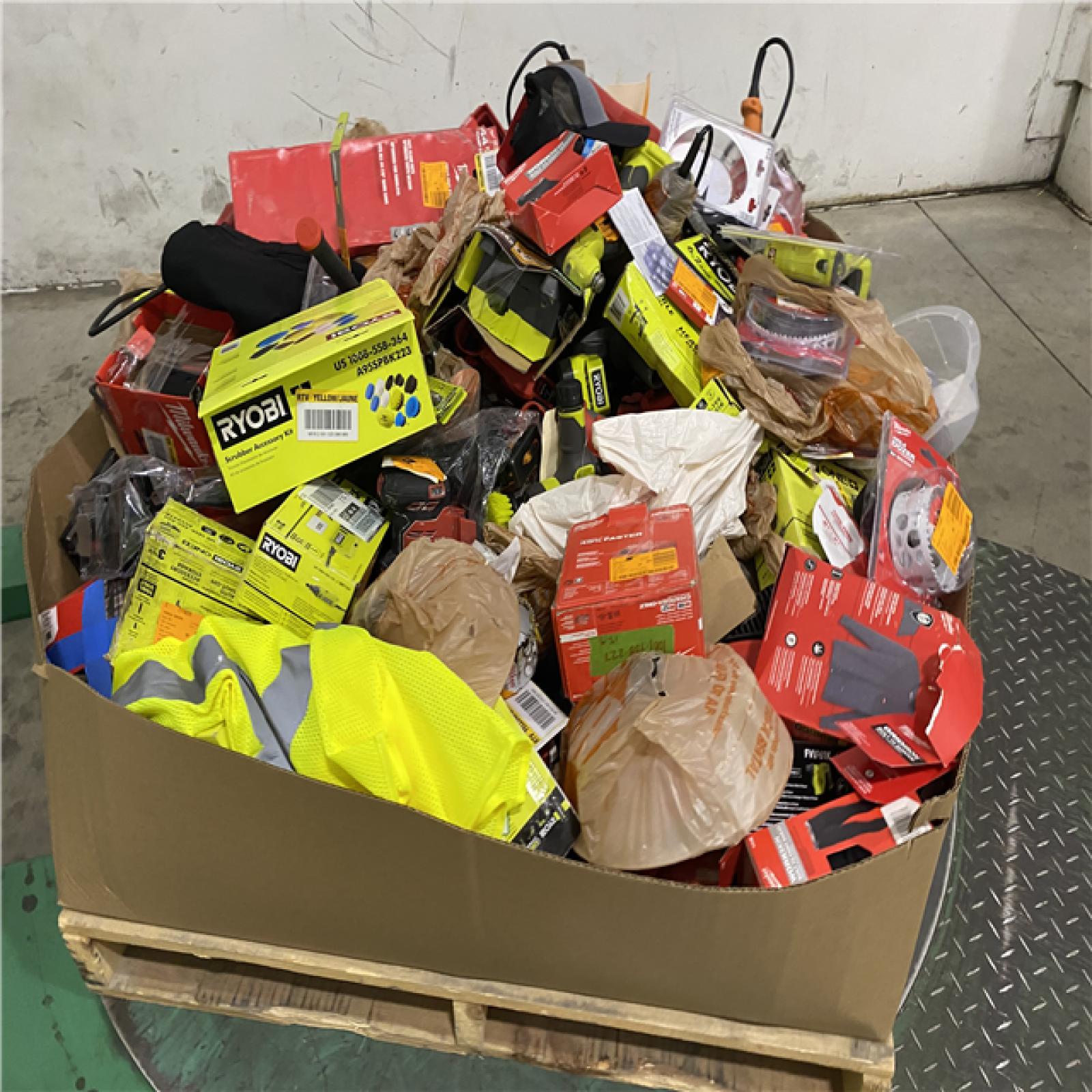 Dallas Location - As-Is Tool Pallet