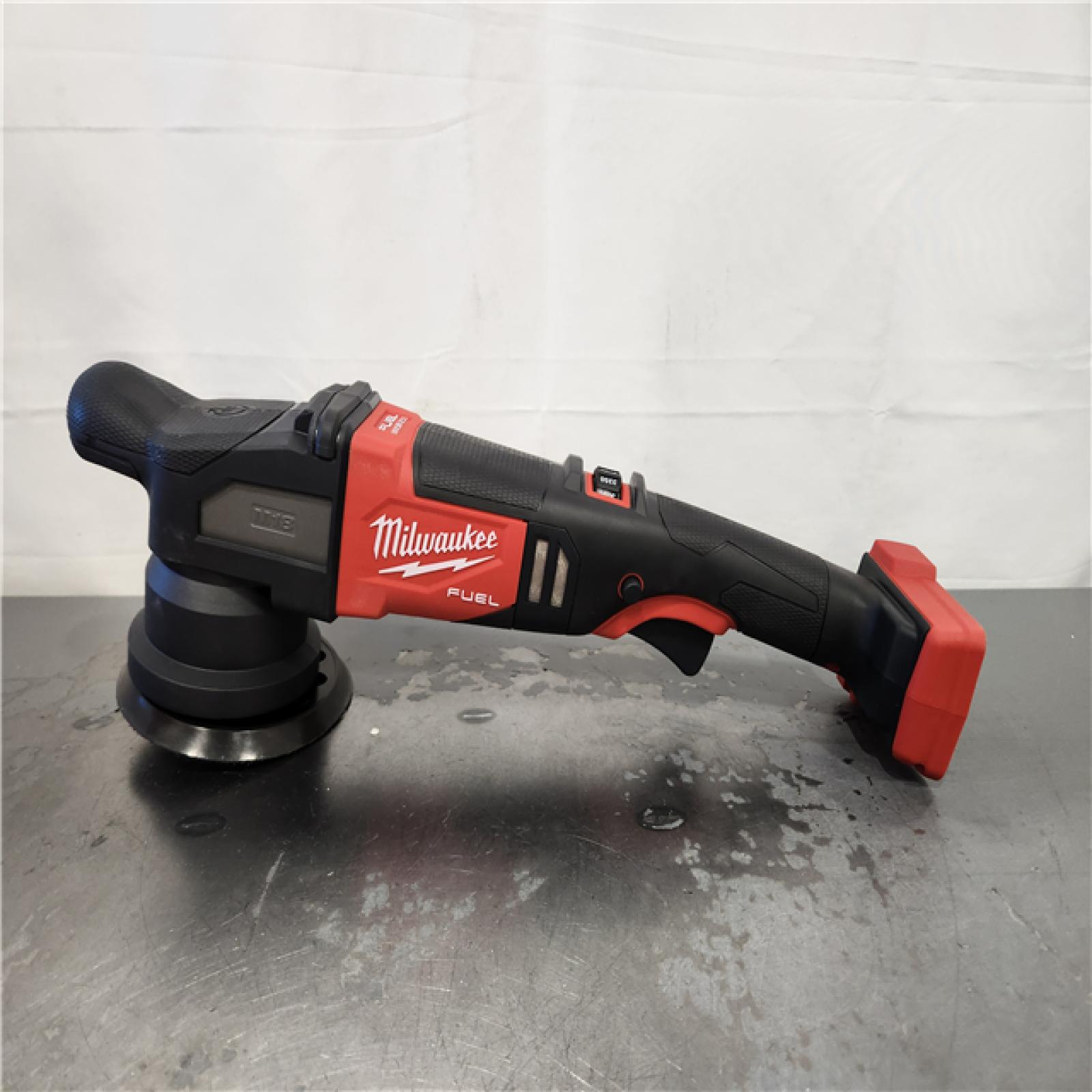 AS-IS- M18 FUEL18V Lithium-Ion Brushless Cordless 15MM DA Polisher (Tool-Only)