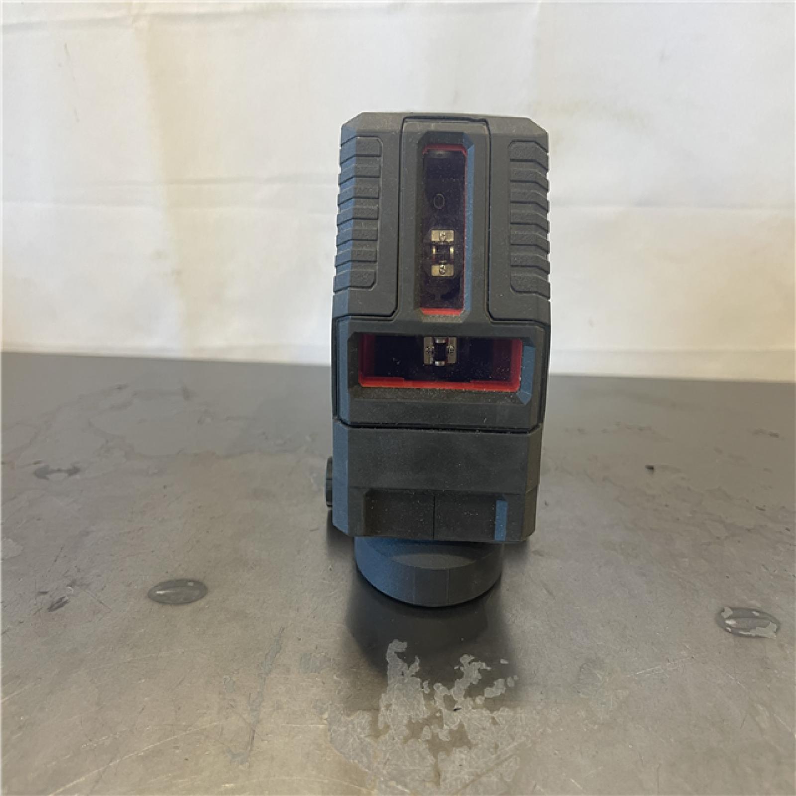 AS-IS- MILWAUKEE 100 ft. REDLITHIUM Lithium-Ion USB Green Rechargeable Cross Line Laser Level (TOOL ONLY)