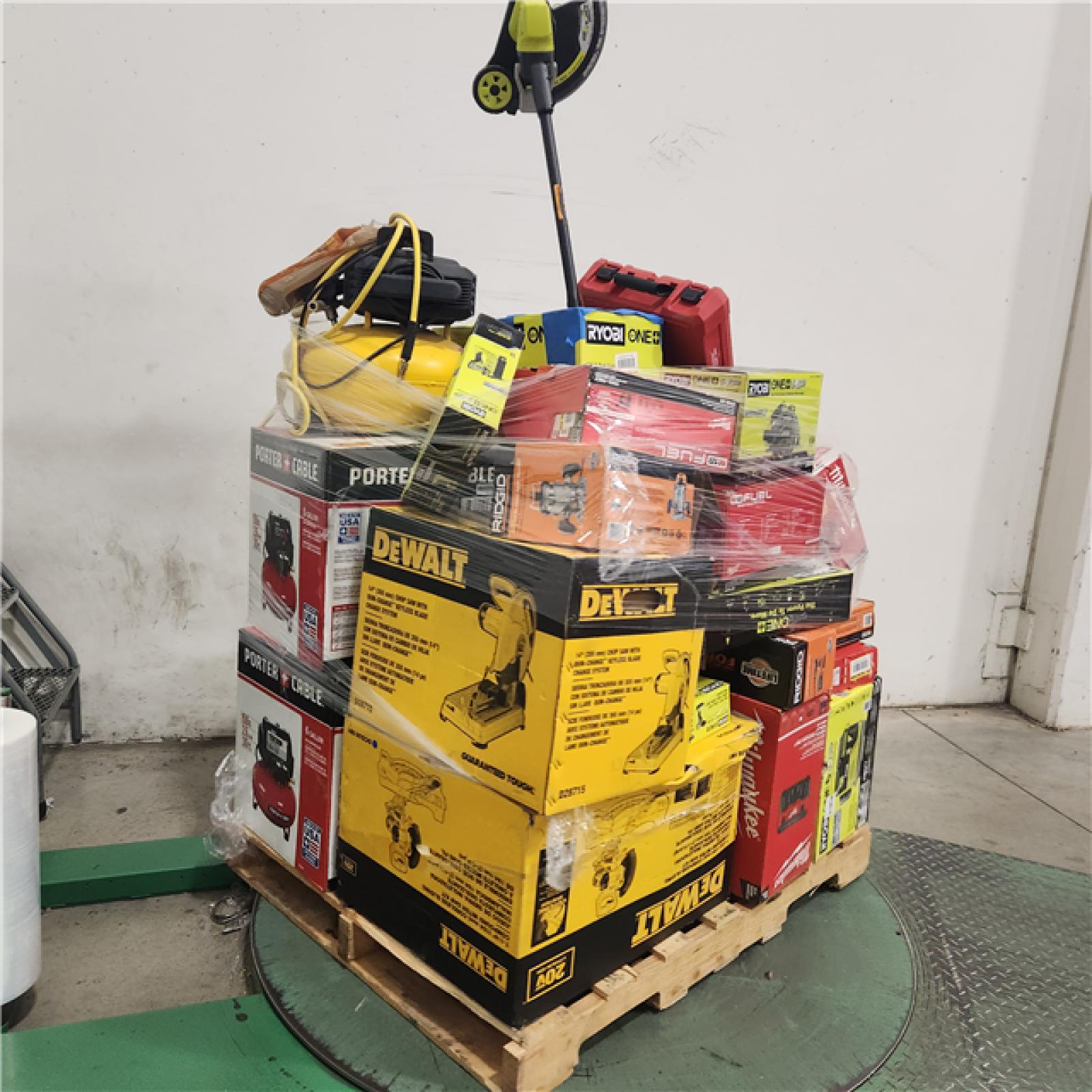 Dallas Location - As-Is Tool Pallet