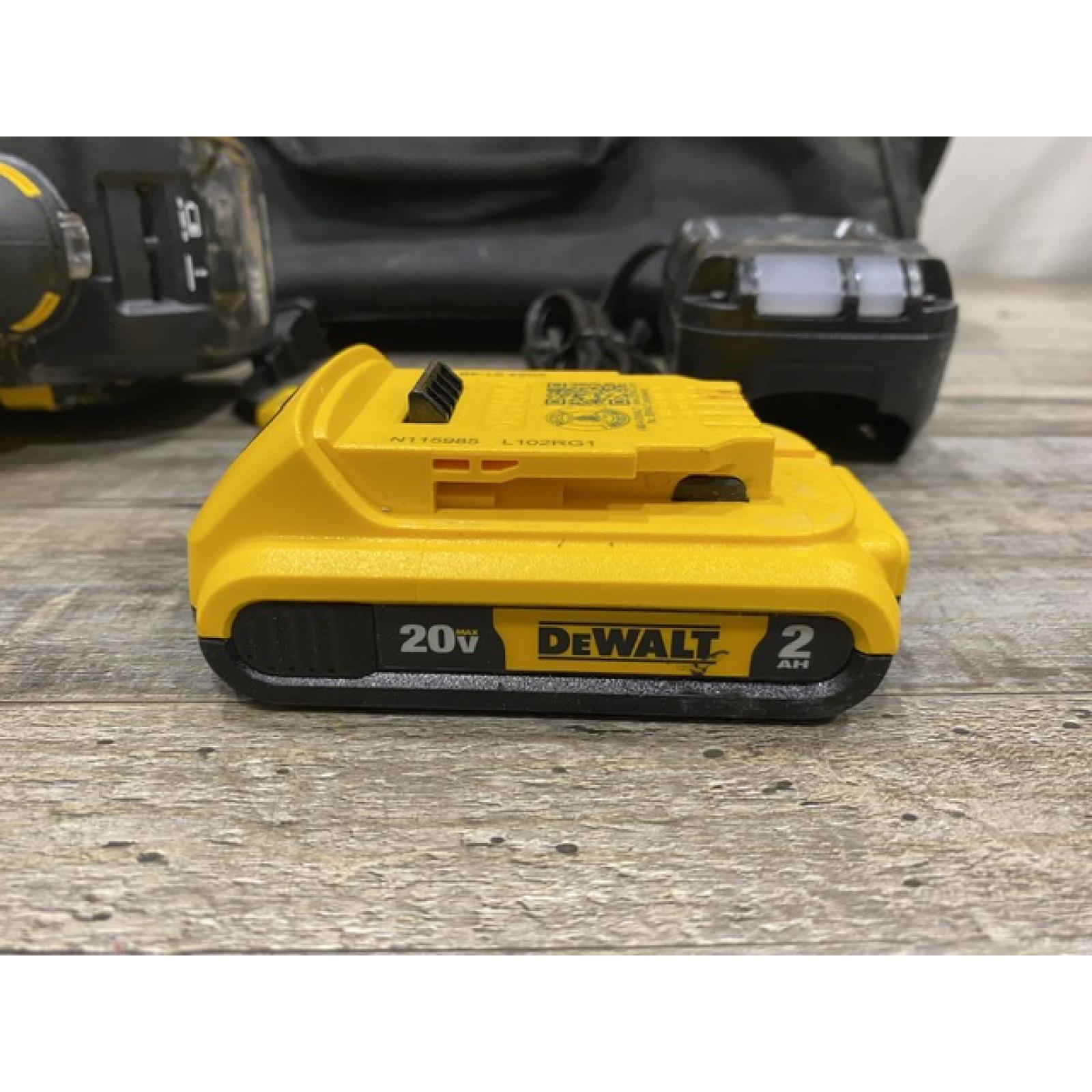 AS-IS DEWALT 20V MAX Lithium-Ion 15-Degree Electric Cordless Roofing Nailer Kit
