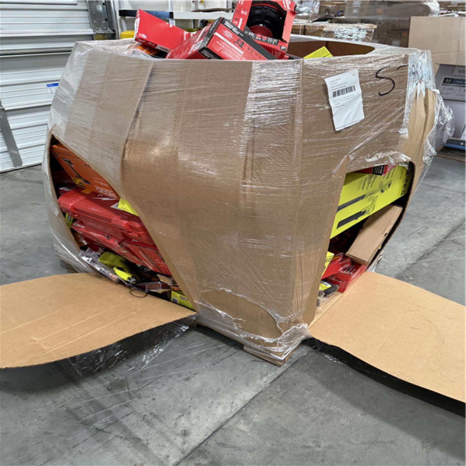 California AS-IS POWER TOOLS Partial Lot (3 Pallets) P-R057963
