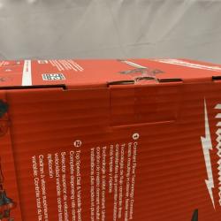 NEW - Milwaukee 12V Lithium-ion Cordless 20 oz. Aluminum Barrel Adhesive and Caulk Gun Kit