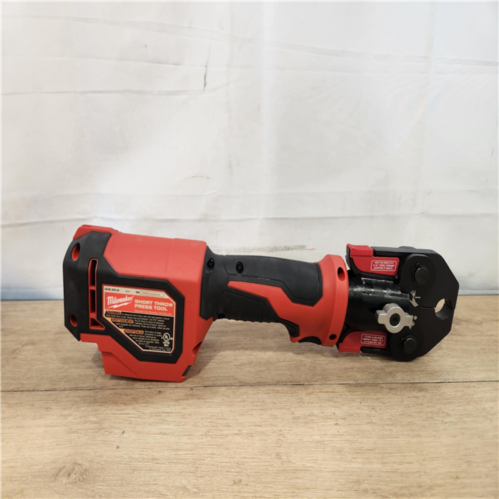 AS-IS- MILWAUKEE M18 Short Throw Press Tool Kit with PEX Crimp Jaws