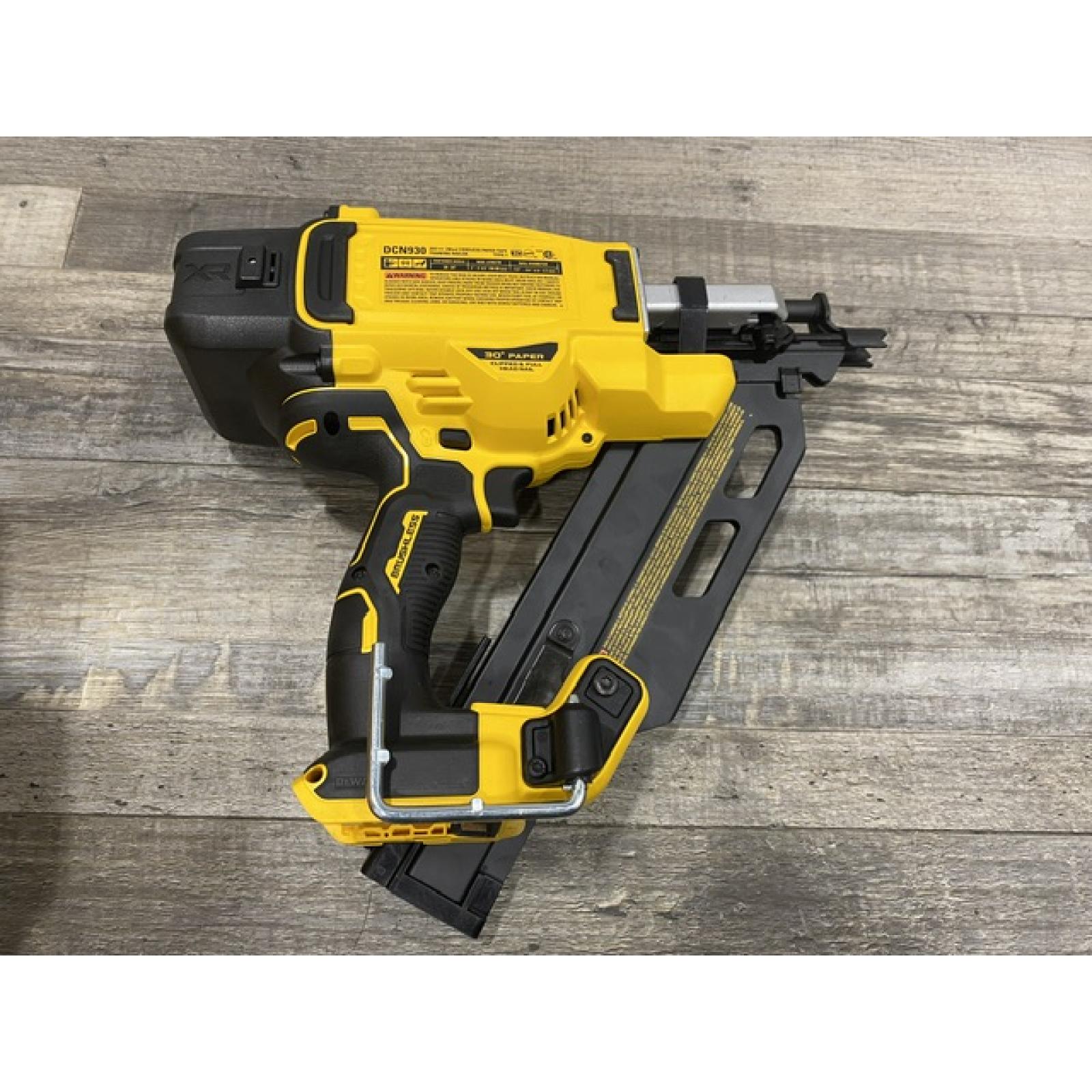 AS-IS DEWALT 20V 30 Degree Cordless Framing Nailer (Tool-Only)