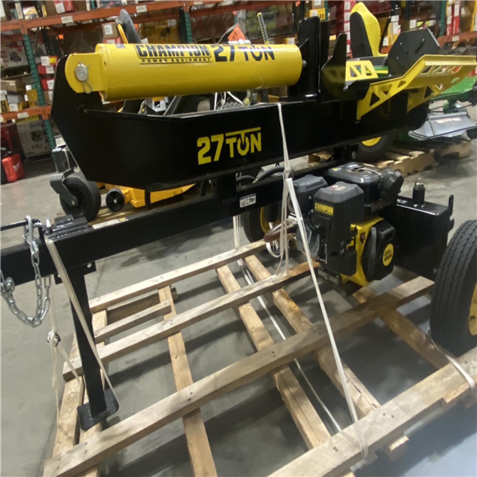 Dallas Location - As-Is Champion 27 Ton Log Splitter