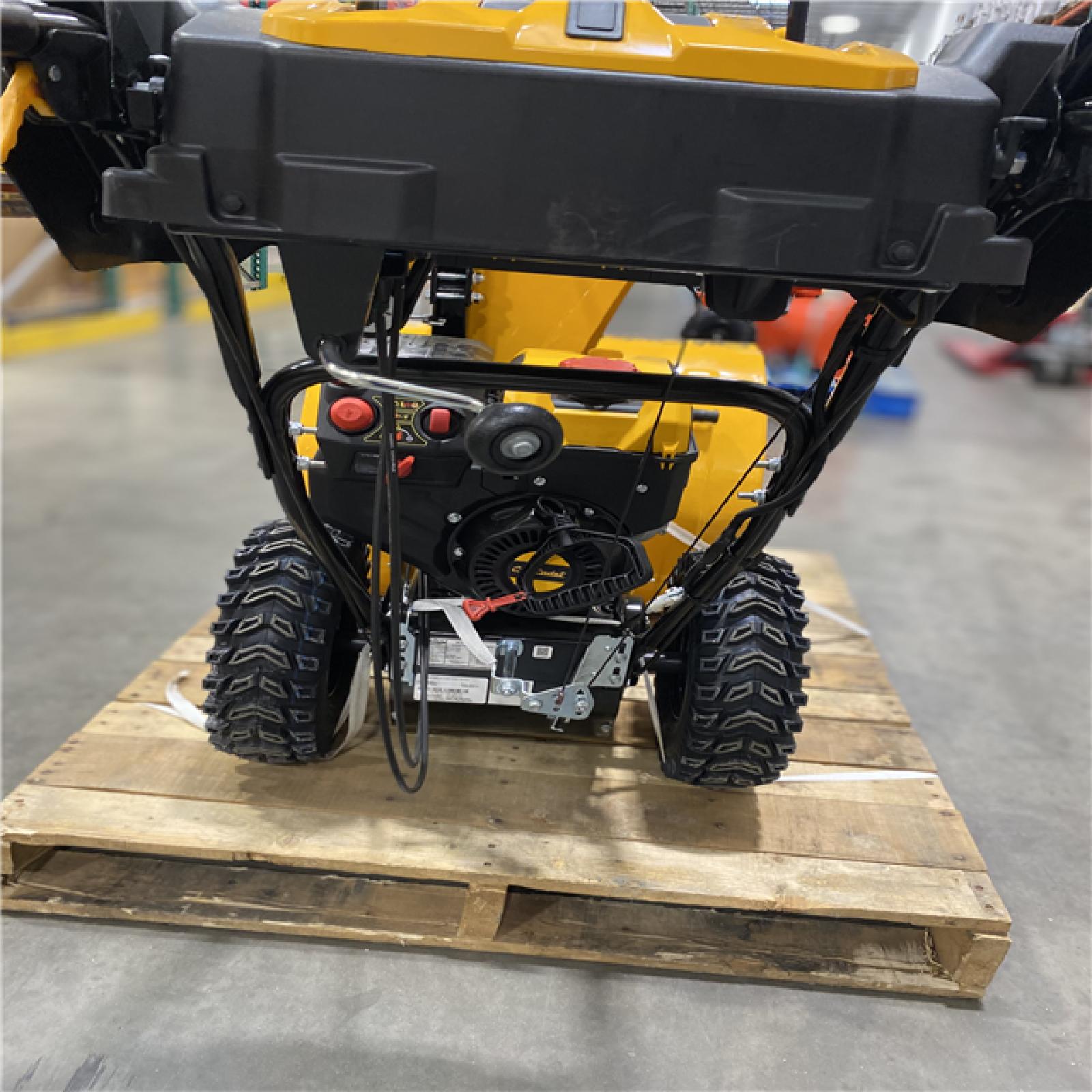 Dallas Location - As-Is Cub Cadet 2X 26 in.Gas Snow Blower