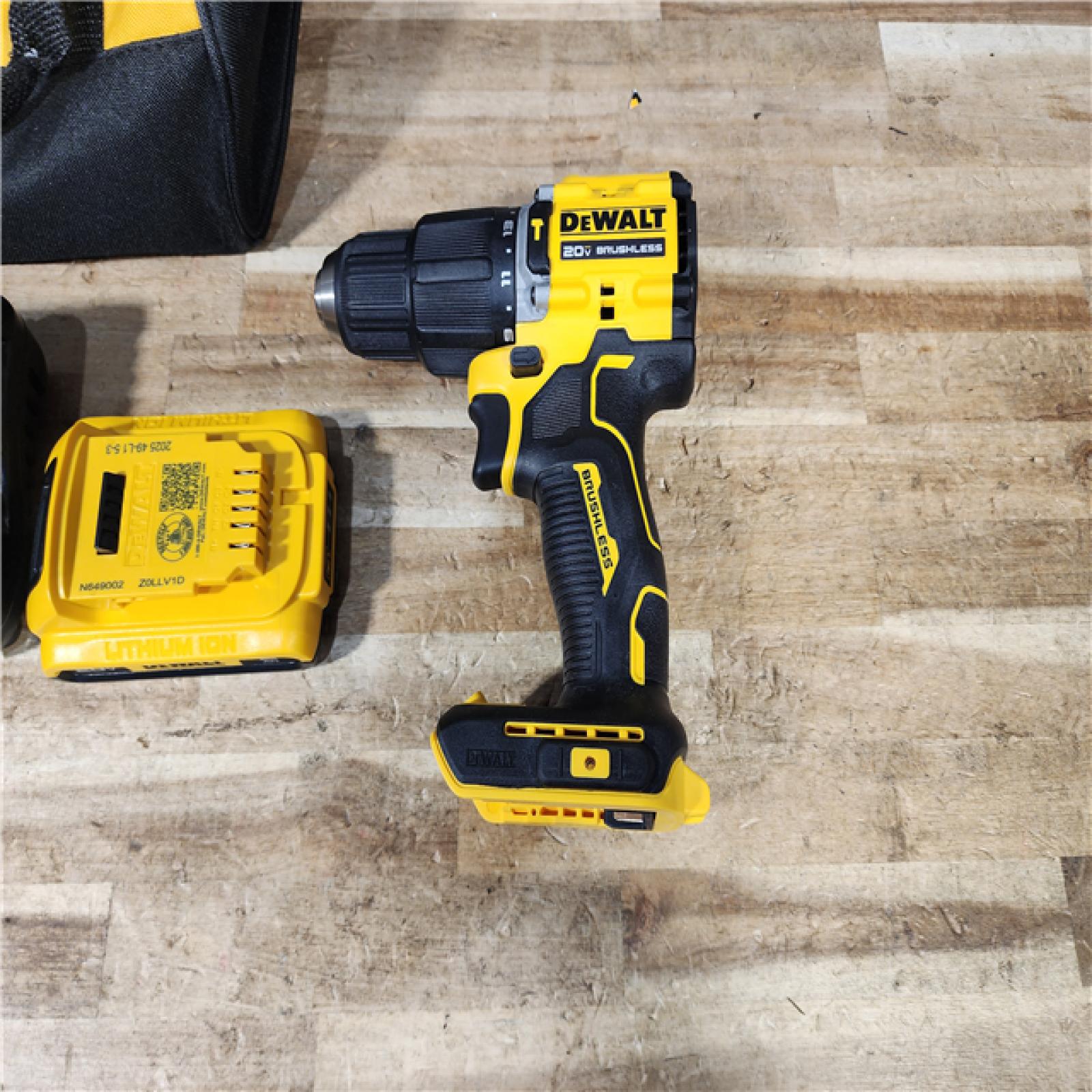 HOUSTON LOCATION - AS - IS DEWALT ATOMIC 20-Volt MAX Brushless Cordless 1/2 in. Hammer Drill COMBO KIT
