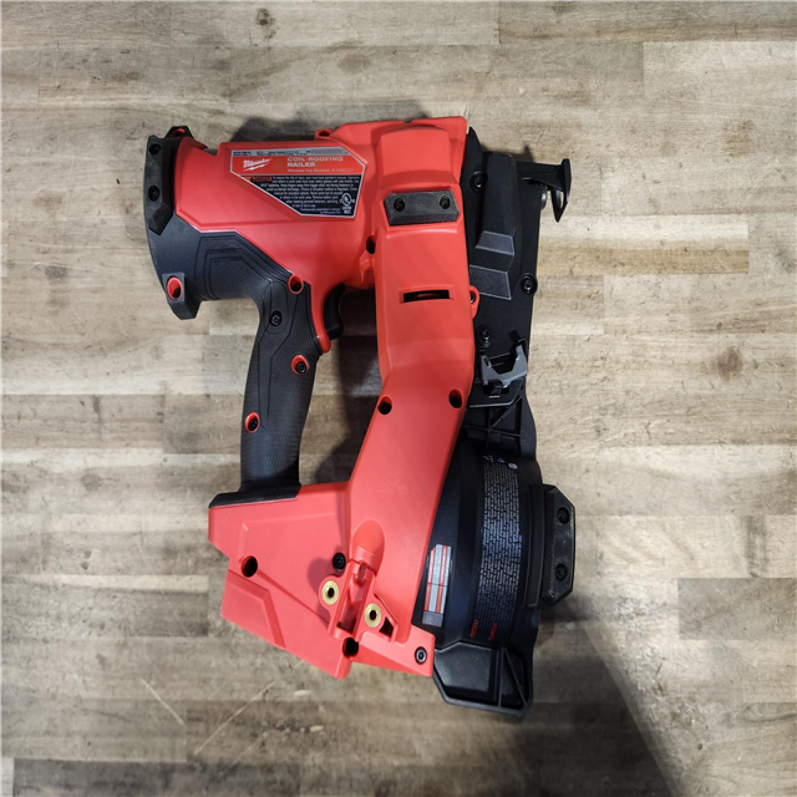HOUSTON LOCATION - AS-IS (APPEARS LIKE NEW) Milwaukee M18 FUEL Coil Roofing Nailer (TOOL ONLY)