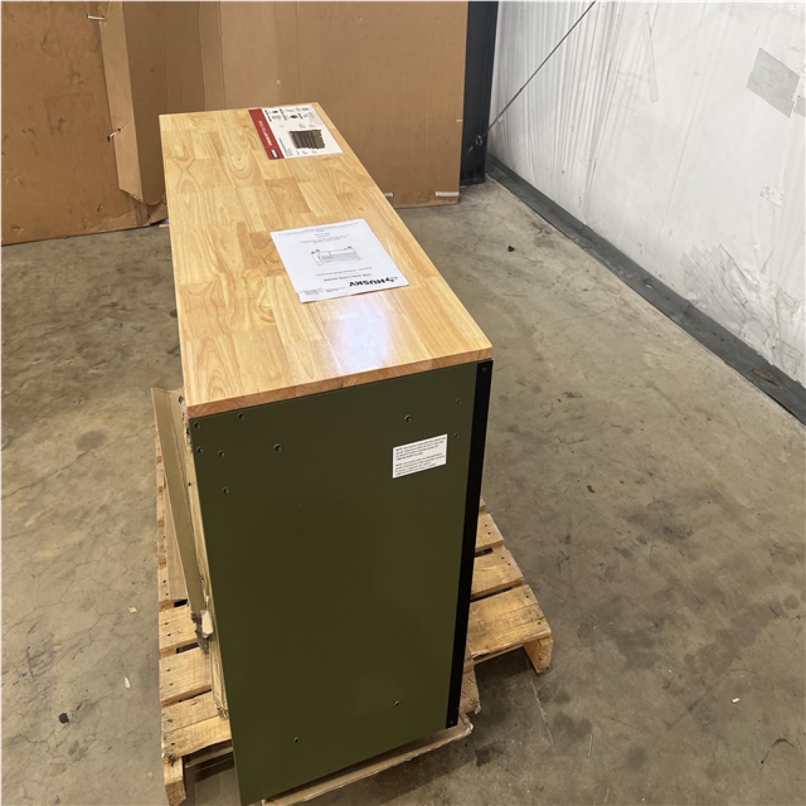 Houston Location - AS-IS home improvement pallet HUSKY 52IN 10 DRAWER MOBILE WORKBENCH