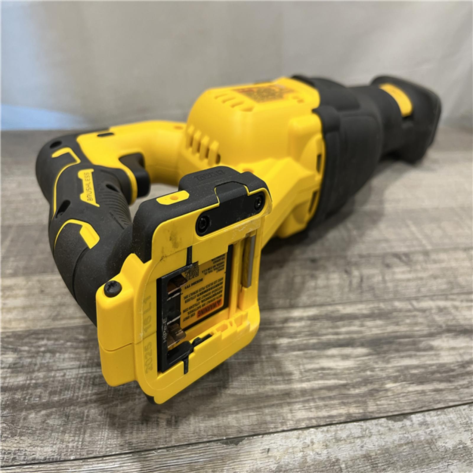 AS-IS DEWALT 20-Volt XR Cordless Reciprocating Saw (Tool Only)