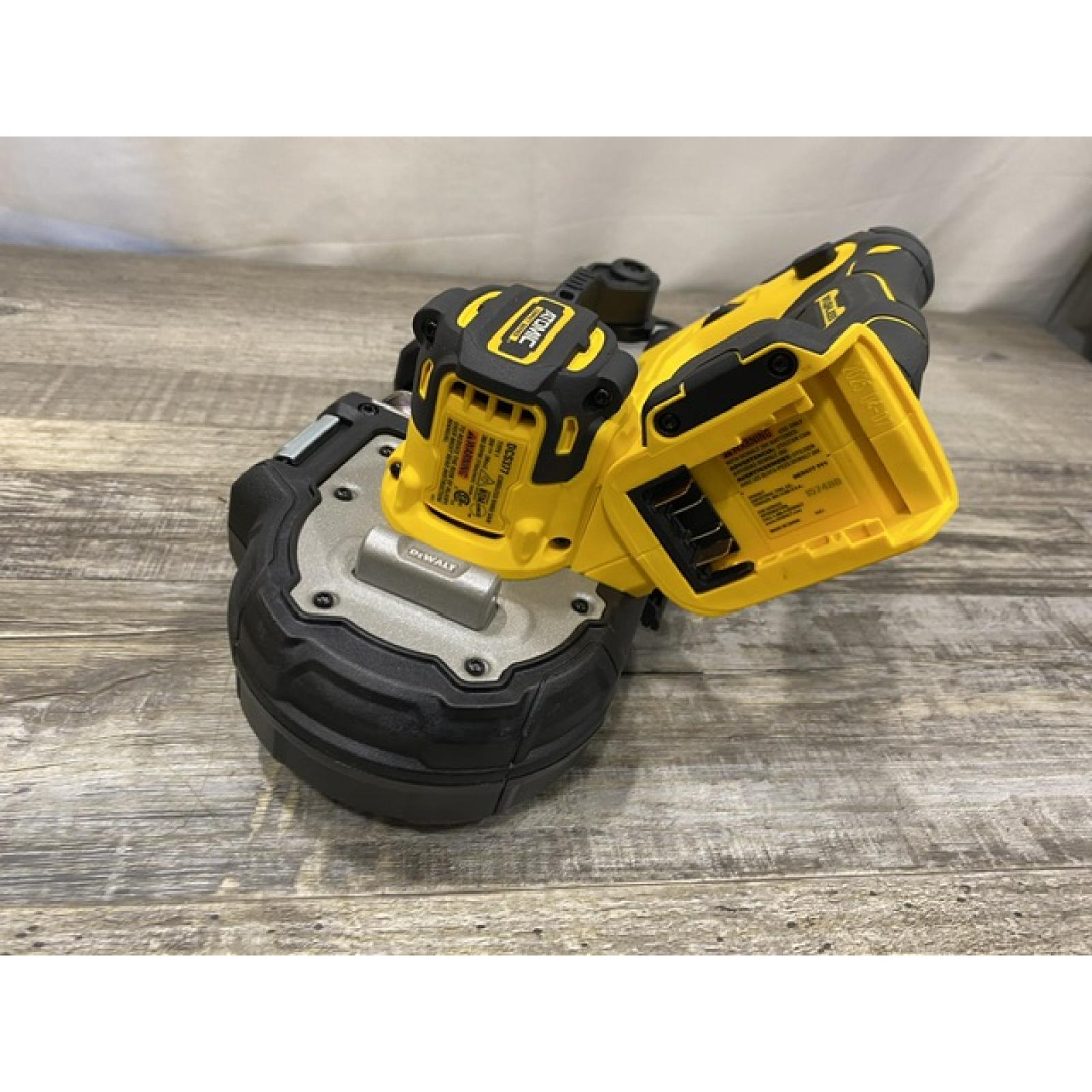 AS-IS DEWALT ATOMIC 20V MAX Cordless Brushless Compact 1-3/4 in. Bandsaw (Tool Only)