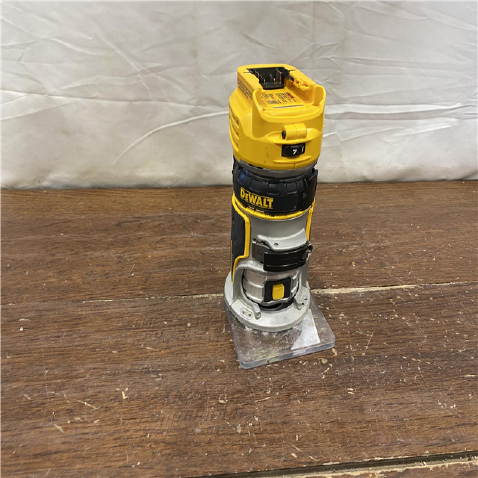 AS-IS Dewalt 20V MAX XR Brushless Cordless Compact Router (Tool Only)