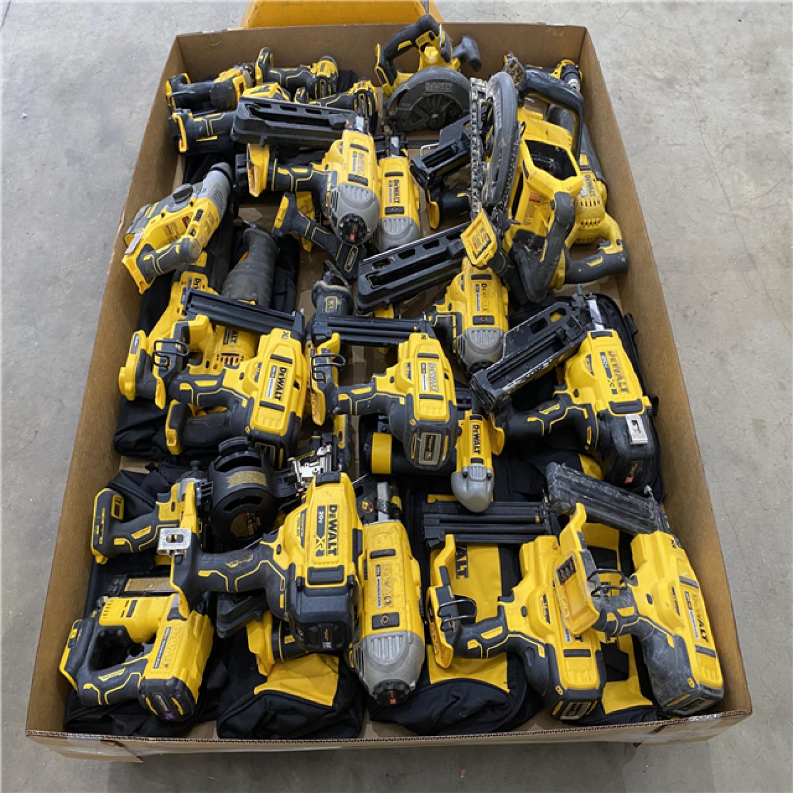 Houston Location AS IS - Tool Pallet