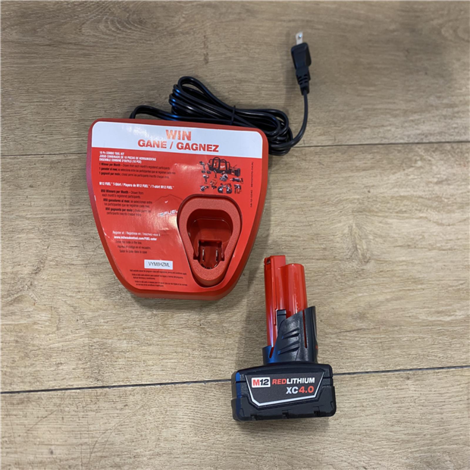 AS-IS Milwaukee FUEL 12V Lithium-Ion Brushless Battery 6 in. HATCHET Pruning Saw Kit