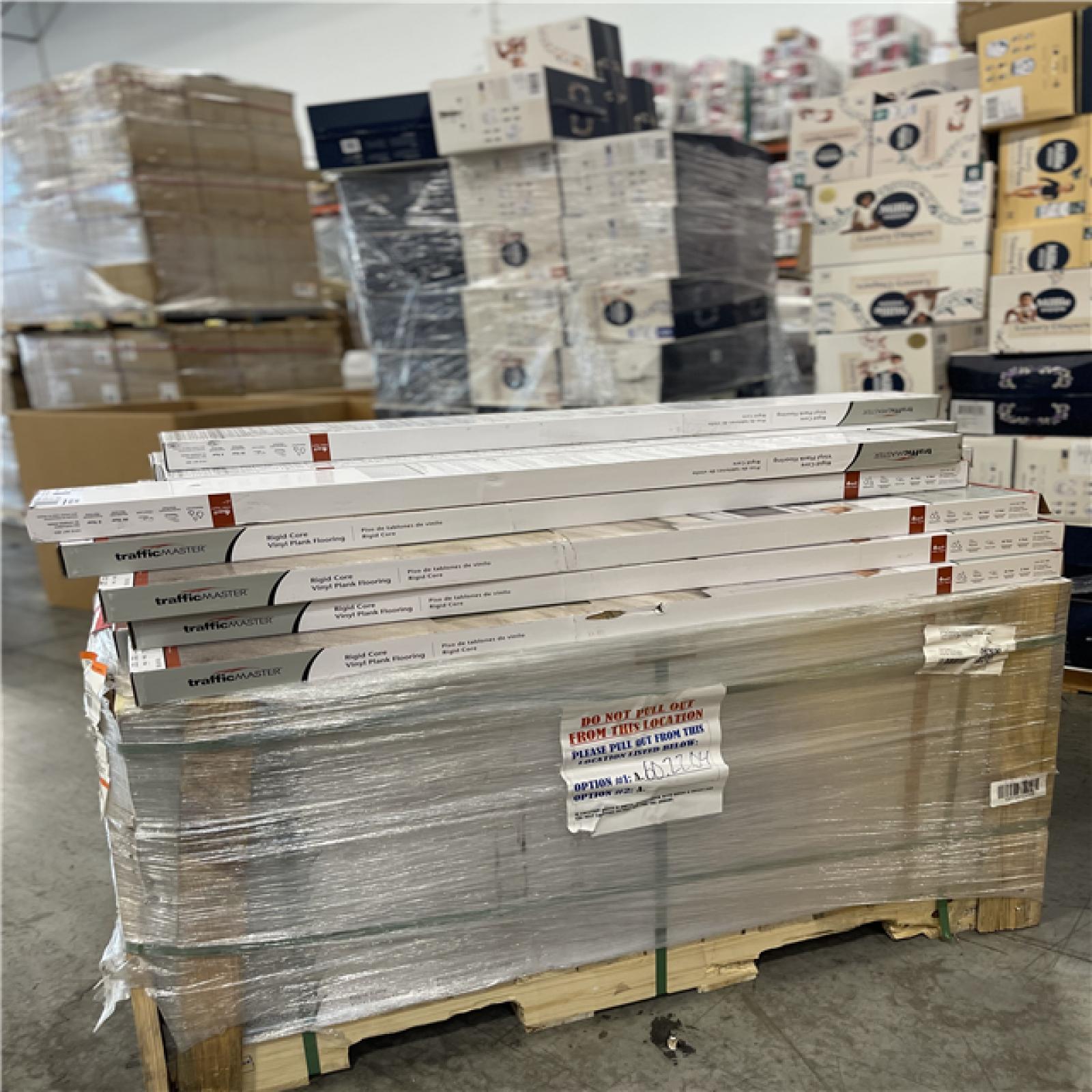 DALLAS LOCATION- TRAFFIC MASTER Oakwood Terrance Oak LVP Flooring (21.95 sqft per case) PALLET (61 Units)