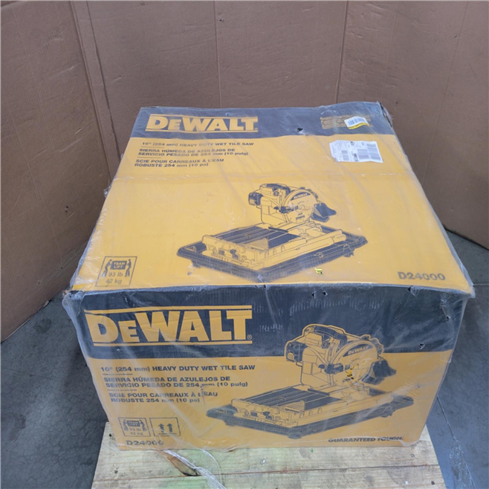 CALIFORNIA NEW DEWALT 10 HEAVY DUTY WET TILE SAW