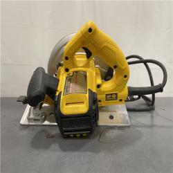 AS-IS - DeWalt 15 Amps 7-1/4 in. Corded Brushed Circular Saw