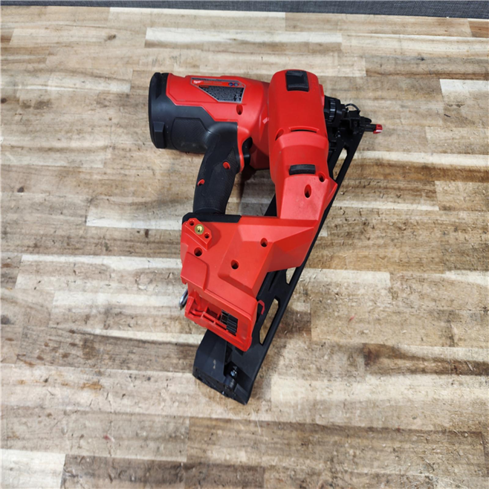 HOUSTON LOCATION - AS - IS Milwaukee FUEL 18-Volt Lithium-Ion Brushless Cordless Gen II 15-Gauge Angled Finish Nailer (Tool-Only)