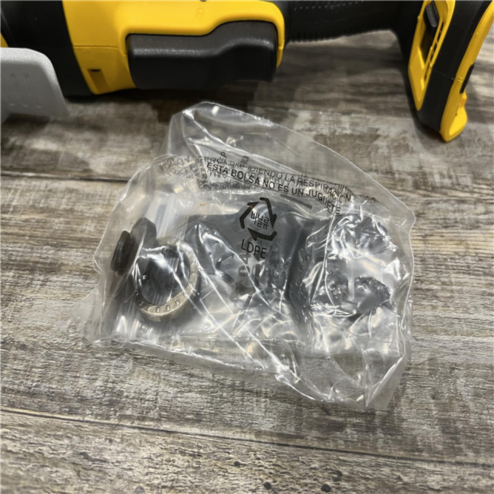 AS-IS DEWALT 20V MAX XR Cordless Brushless 3-Speed Oscillating Multi Tool (Tool Only)