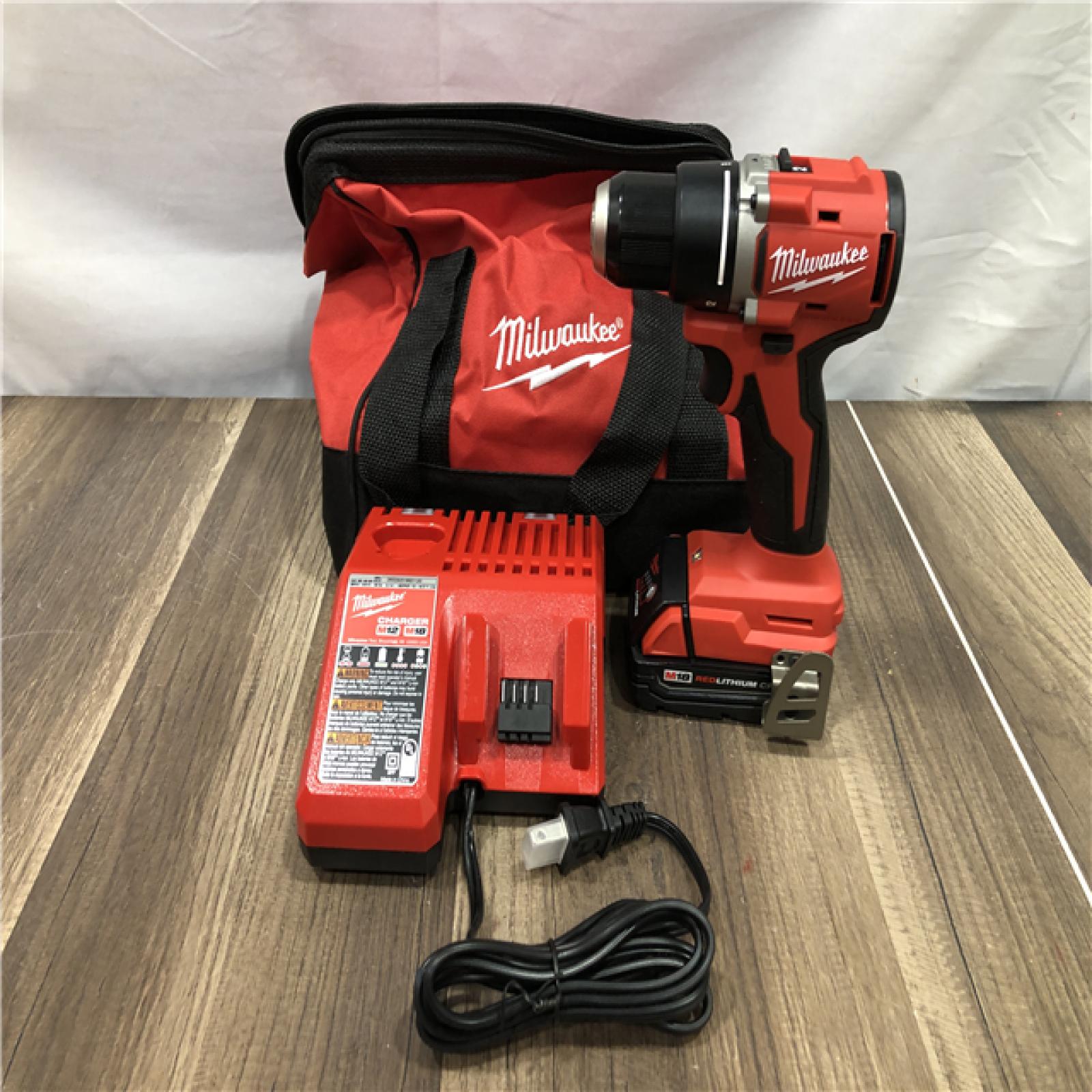 AS-IS Milwaukee 18V Lithium-Ion Brushless Cordless 1/2 in. Compact Drill/Driver Kit