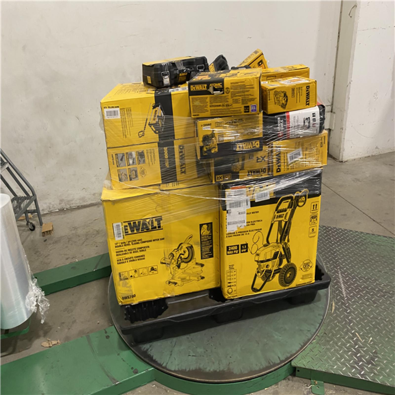 Dallas Location - As-Is DEWALT Tool Pallet