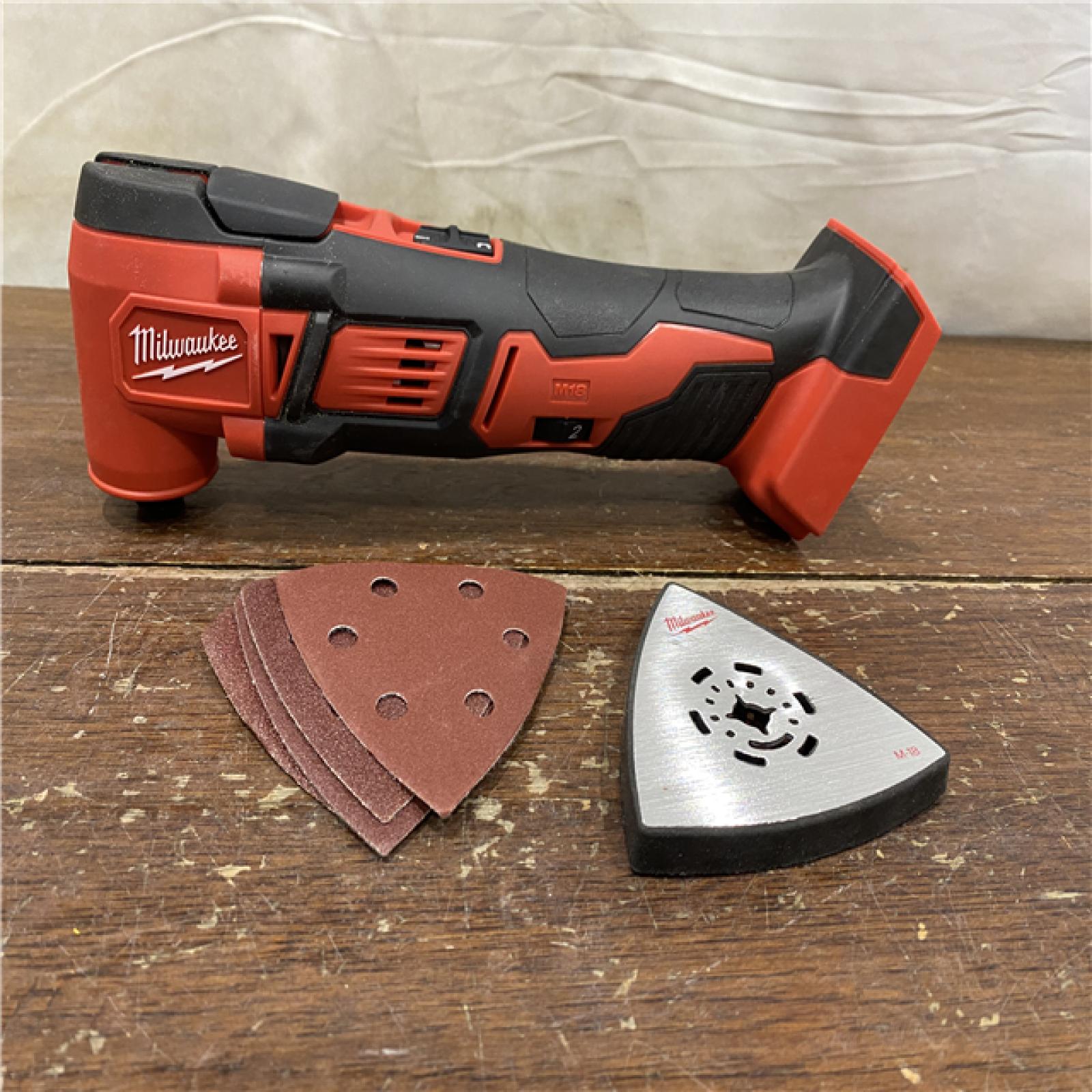 AS-IS Milwaukee 2626-20 M18 Lithium-Ion Cordless Multi-Tool (Tool Only)