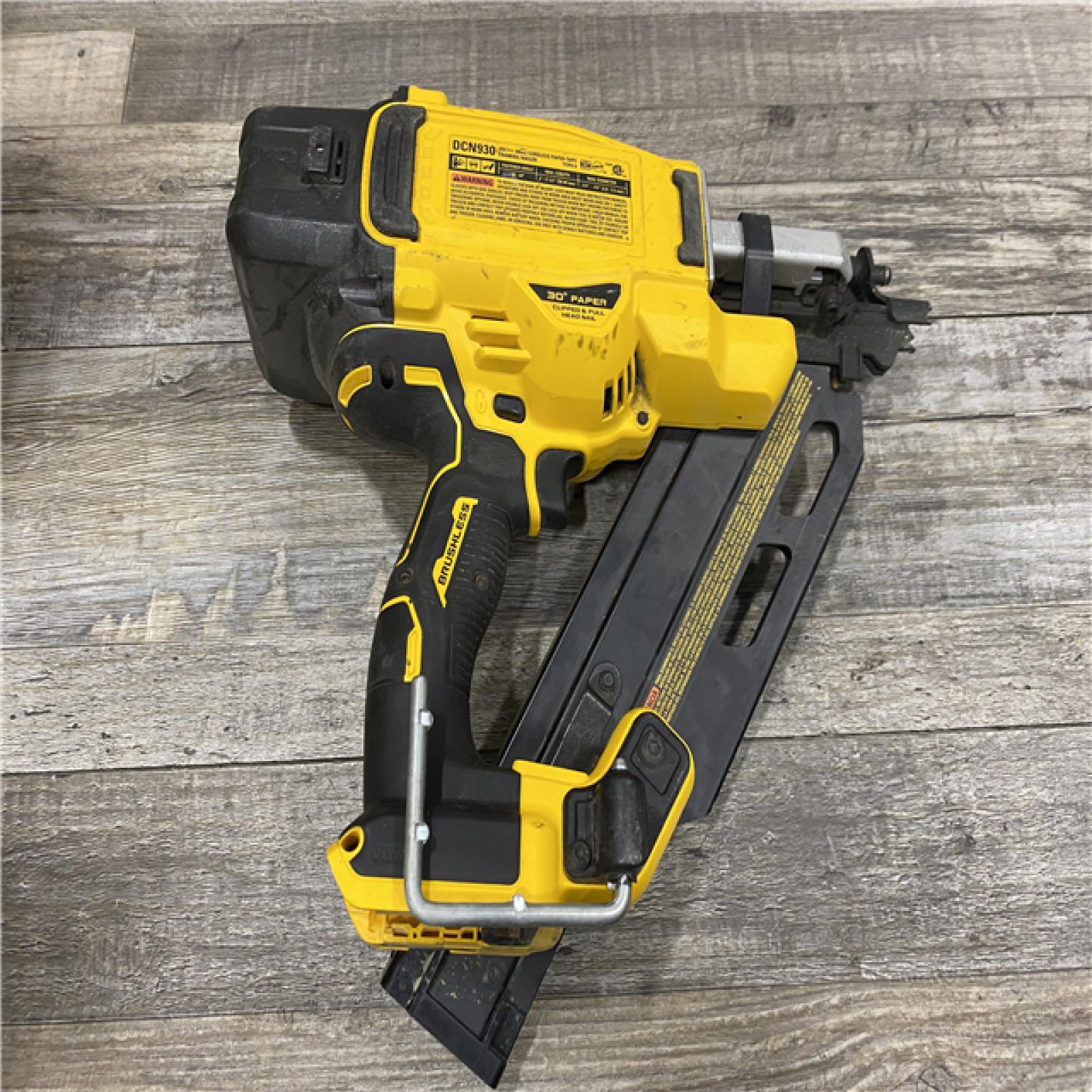 AS-IS DEWALT 20V 30 Degree Cordless Framing Nailer (Tool-Only)