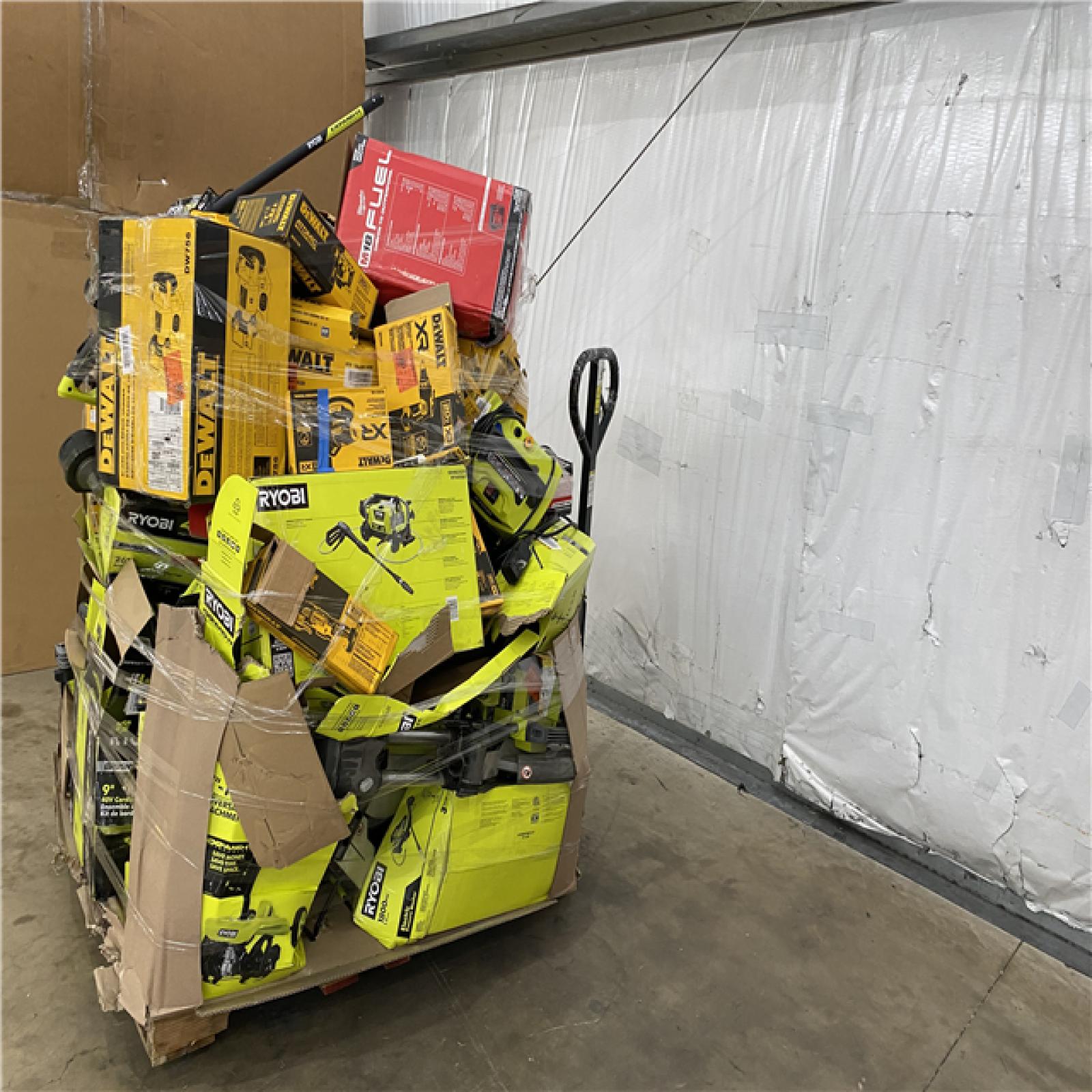 Houston Location AS IS - Tool Pallet