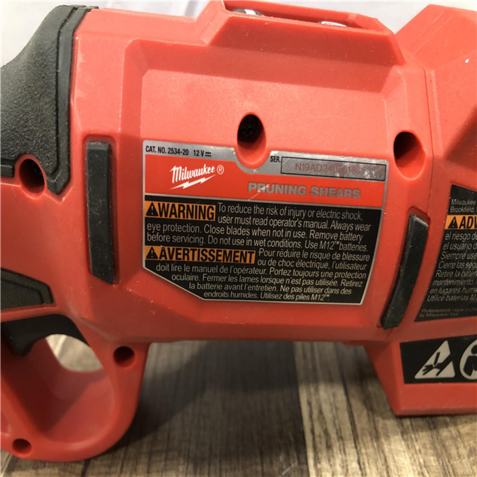 AS-IS Milwaukee 12V Cordless Brushless Pruner Shears (Tool Only)