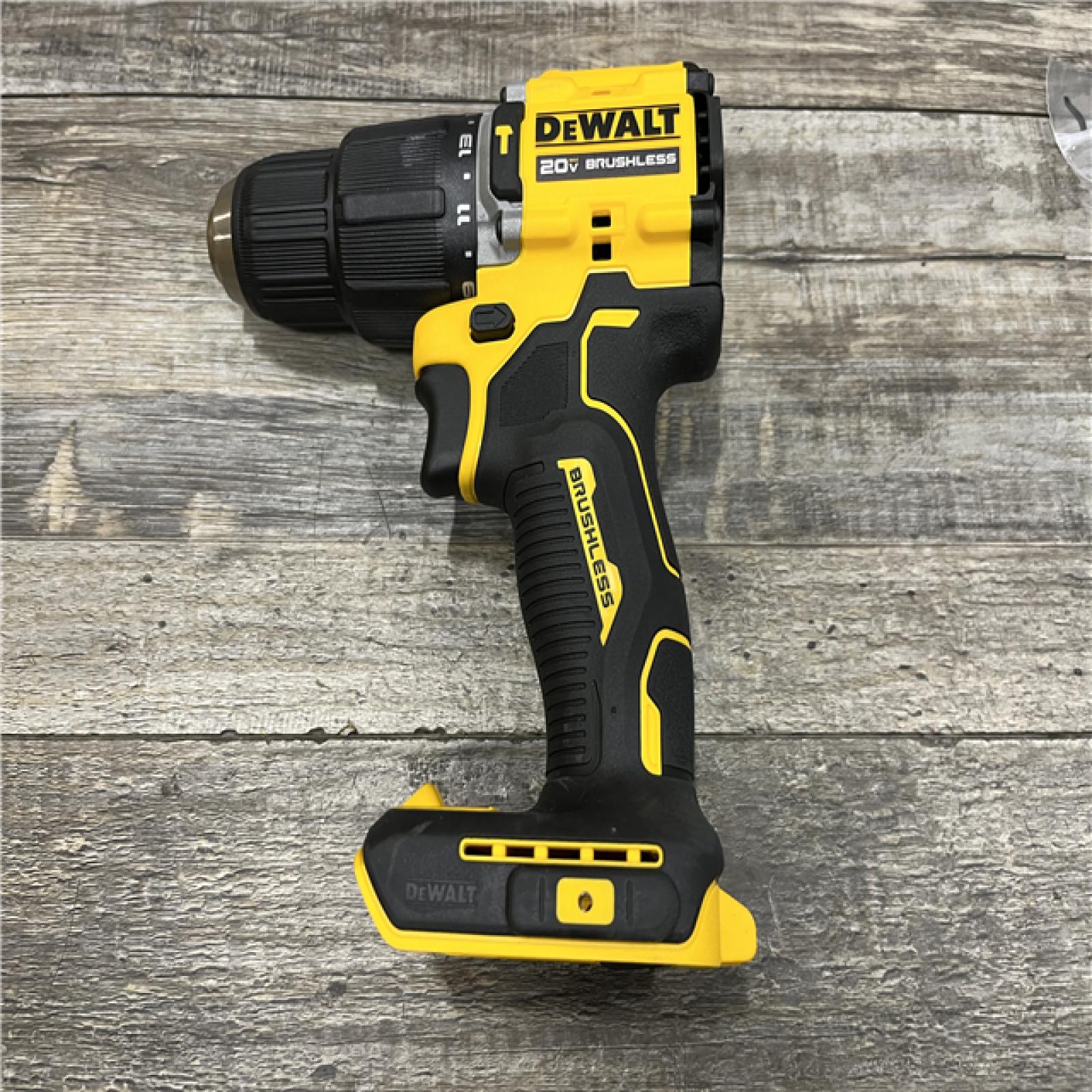 AS-IS DEWALT ATOMIC 20V Cordless 1/2 in. Compact Hammer Drill Kit