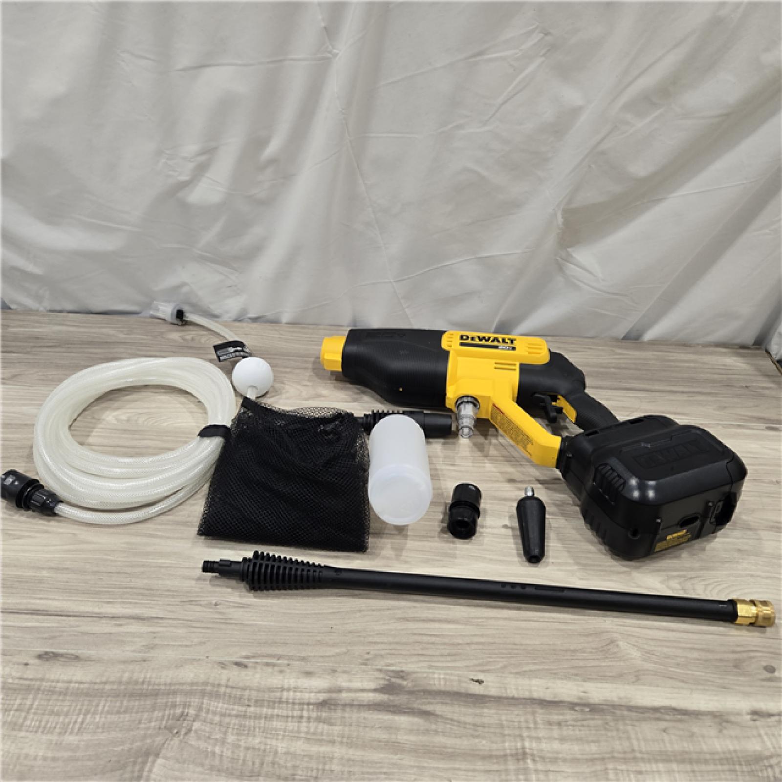 AS-IS Dewalt 20V 550 PSI 1 GPM Cordless Power Cleaner (Tool-Only) DCPW550B