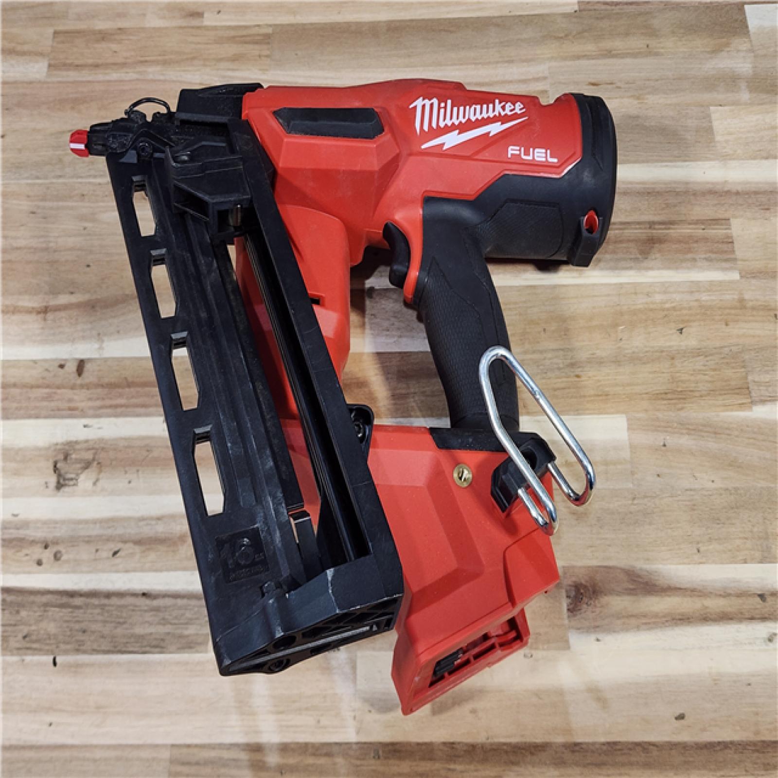 HOUSTON LOCATION - AS-IS Milwaukee  FUEL 18-Volt Lithium-Ion Brushless Cordless Gen II 16-Gauge Angled Finish Nailer (Tool-Only)