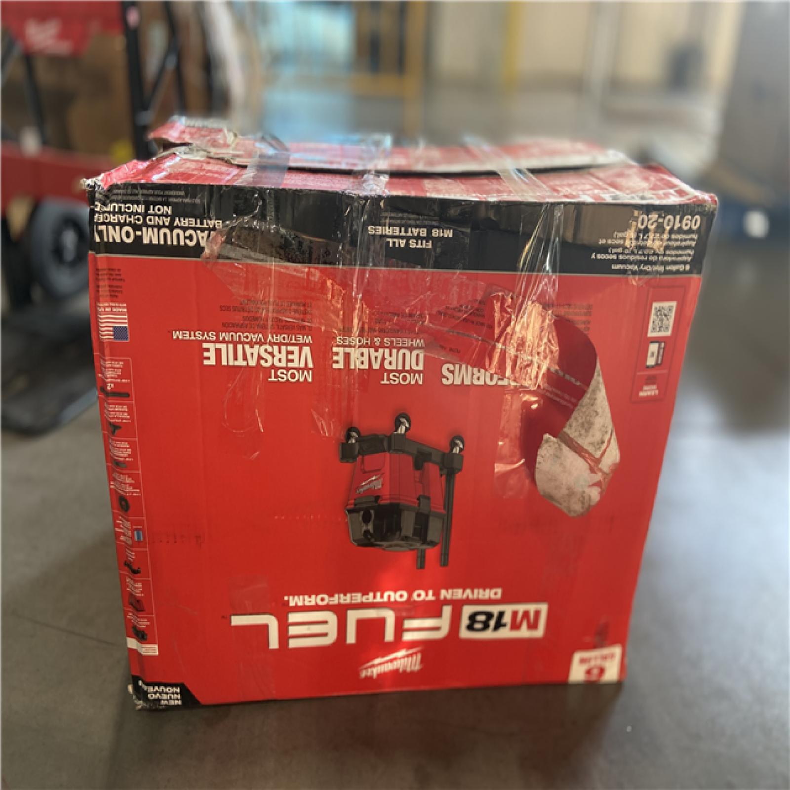 LIKE NEW! - Milwaukee M18 FUEL 6 Gal. Cordless Wet/Dry Shop Vacuum