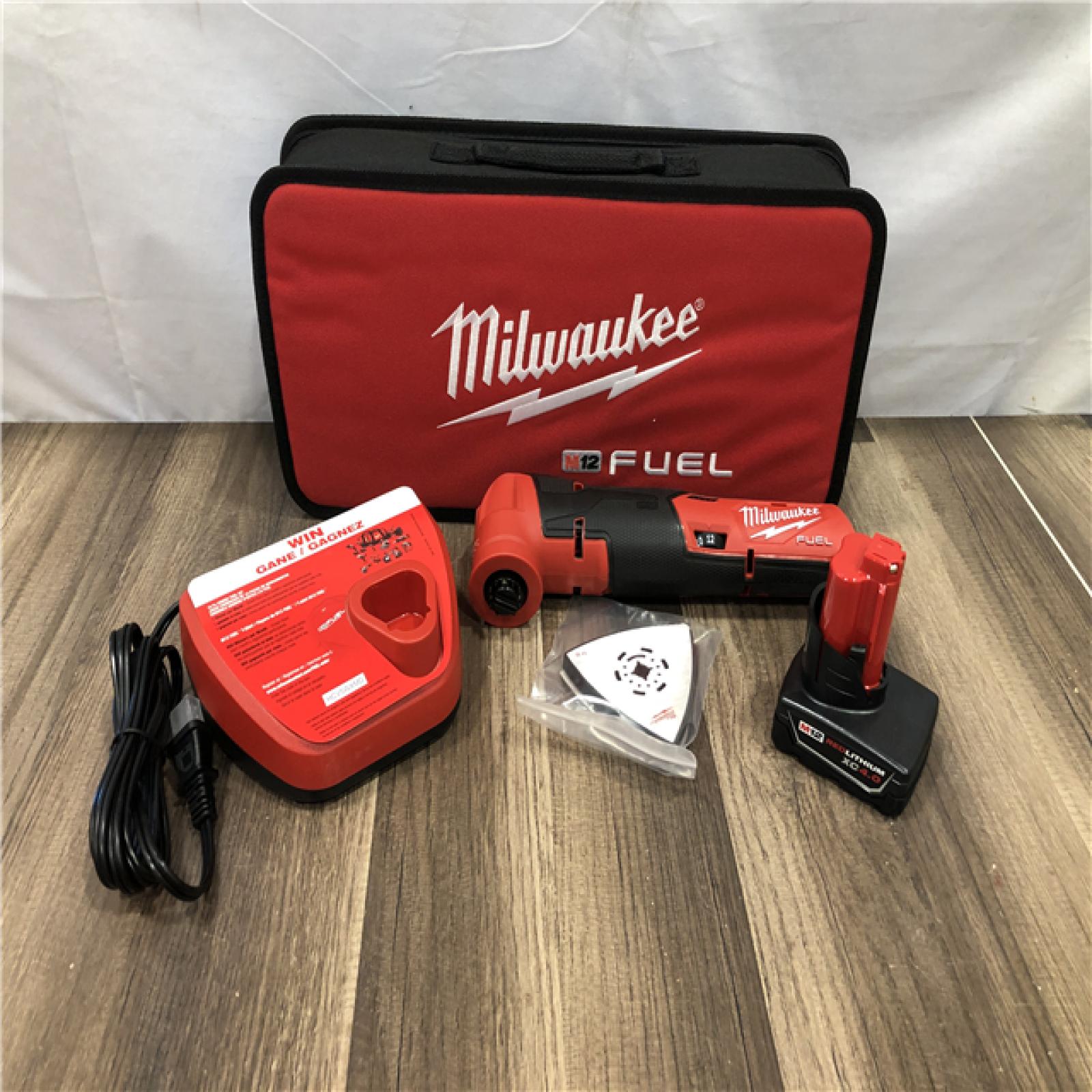 AS-IS Milwaukee  FUEL 12V Lithium-Ion Cordless Oscillating Multi-Tool Kit