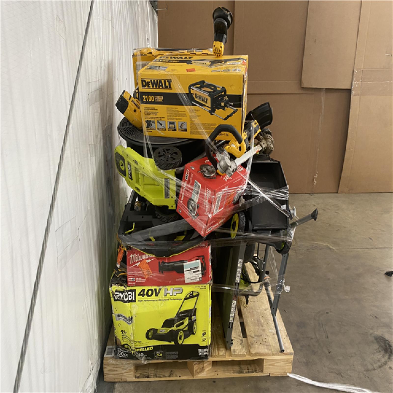 Houston Location AS IS - Tool Pallet