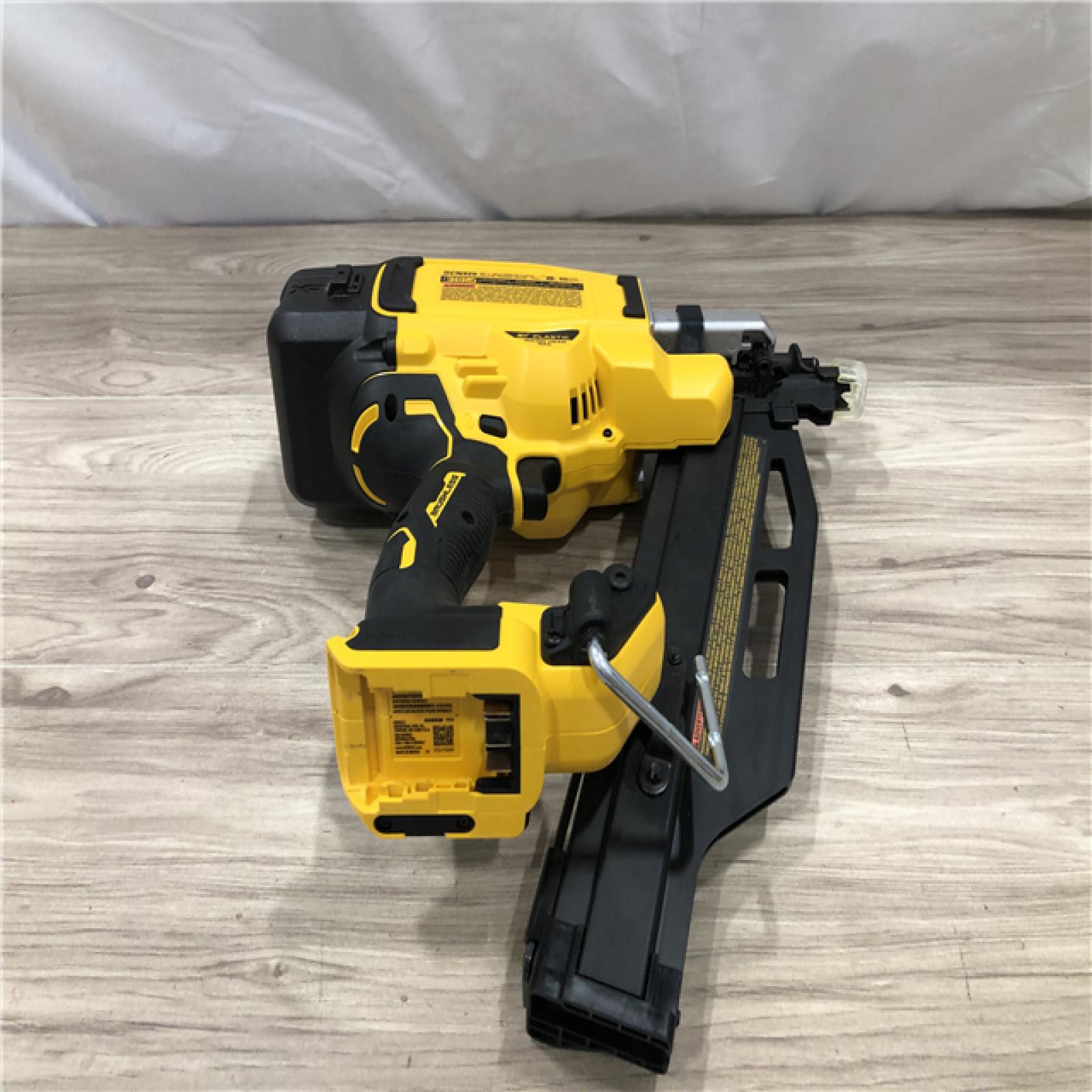 AS-IS DEWALT 20-Volt 21° Cordless Framing Nailer (Tool-Only)