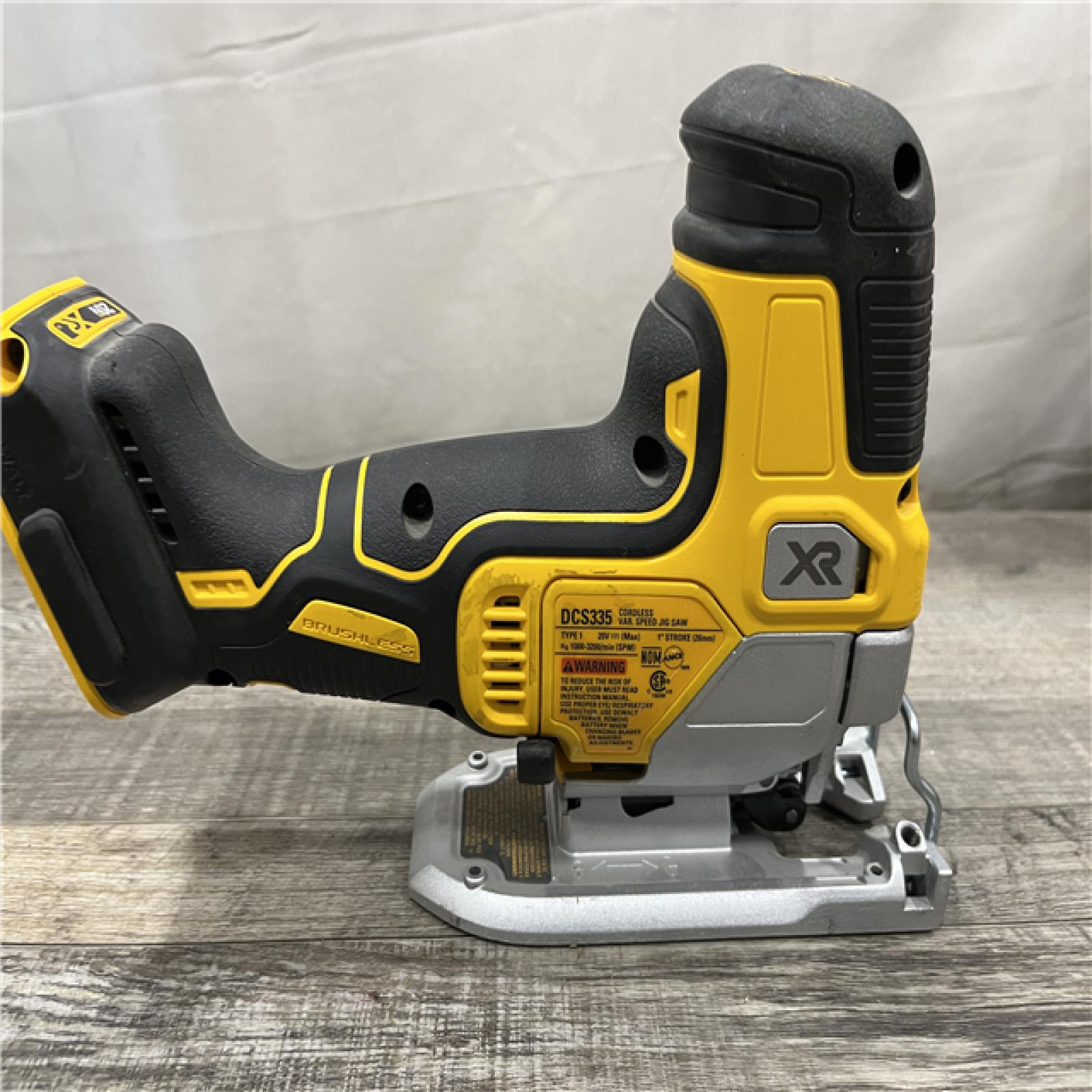 AS-IS DEWALT 20V MAX XR Cordless Barrel Grip Jigsaw (Tool Only)