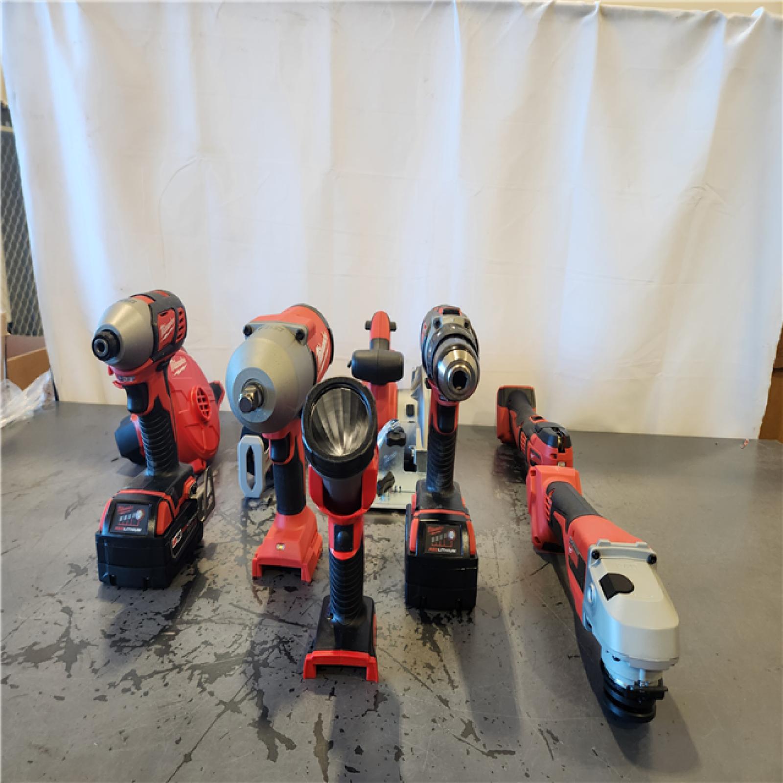 AS-IS- Milwaukee 18-Volt Lithium-Ion Cordless (9-Tool) Combo Kit